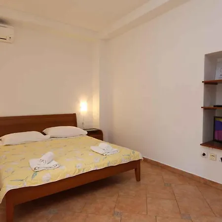 Apartment In Silo/Insel Krk 13433 Holiday home *