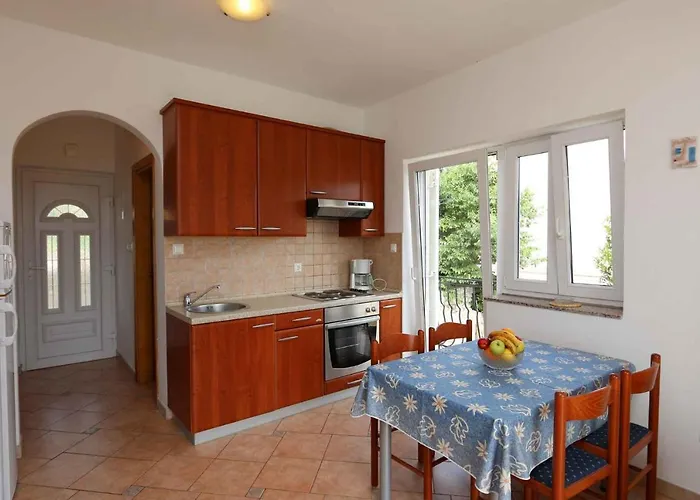 In - Insel Krk 13433 * Šilo