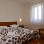 In - Insel Krk 13433 Šilo